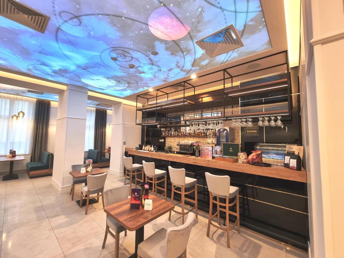 Sky Hotel Krasków Εξωτερικό φωτογραφία