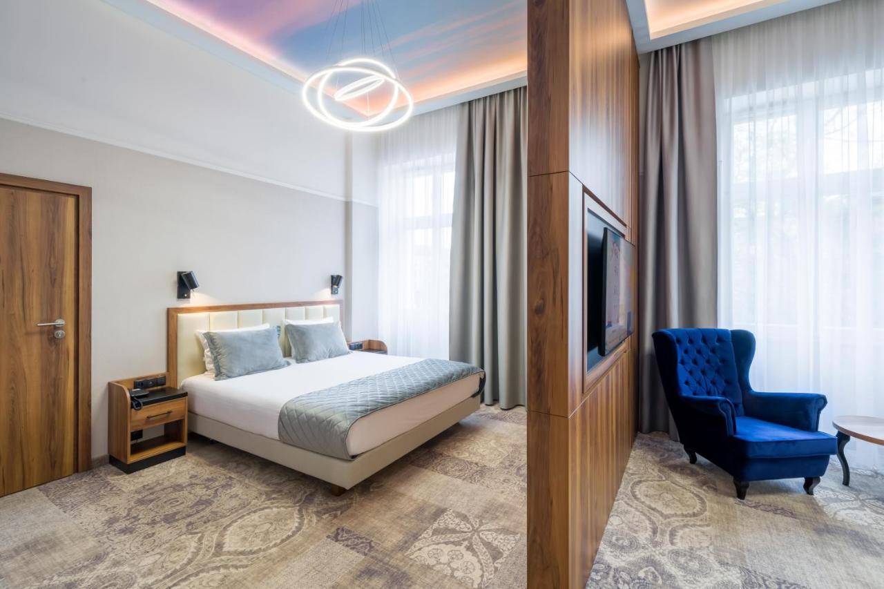 Sky Hotel Krasków Εξωτερικό φωτογραφία