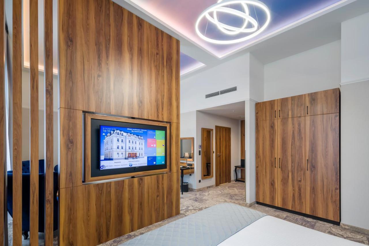 Sky Hotel Krasków Εξωτερικό φωτογραφία