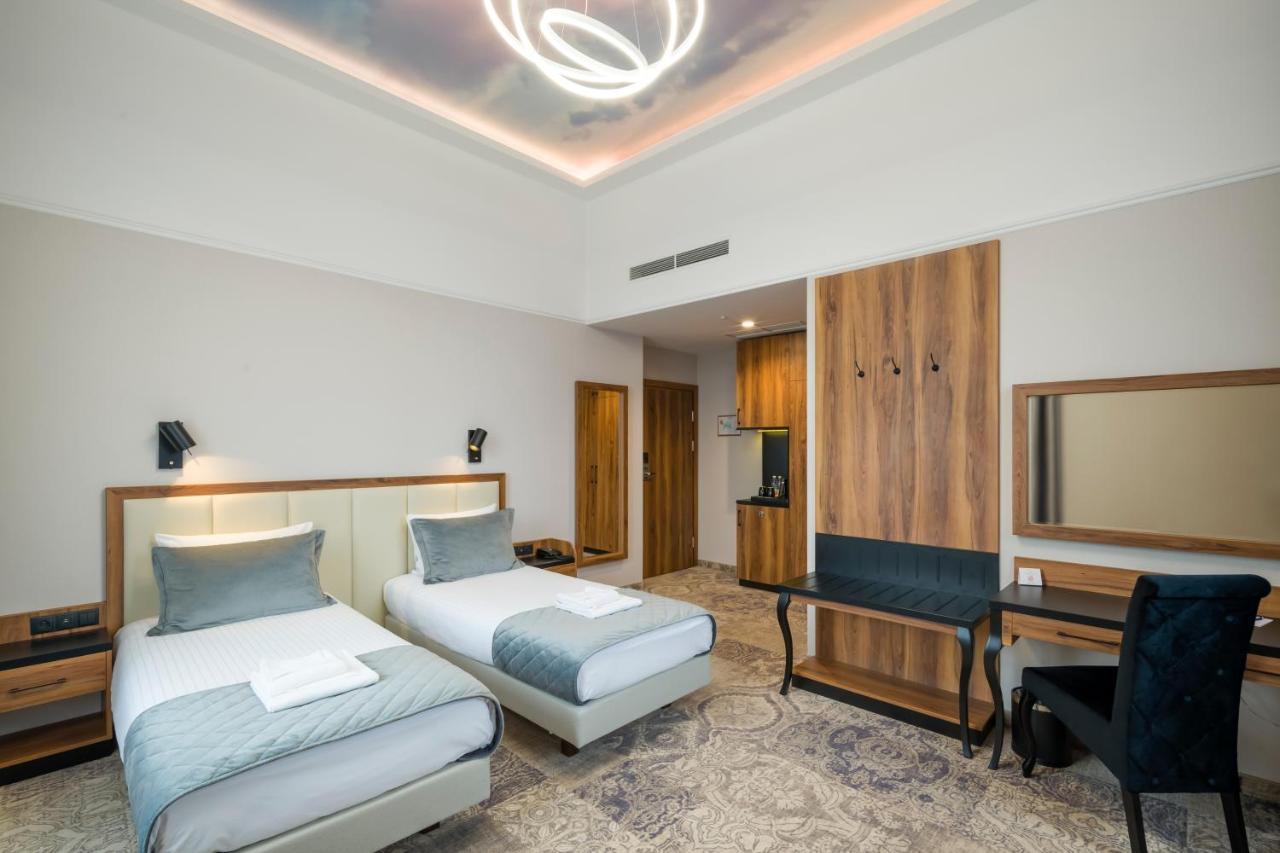 Sky Hotel Krasków Εξωτερικό φωτογραφία